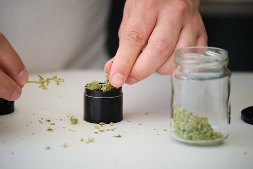 how to grind tobacco without a grinder How to Clean a Weed Grinder