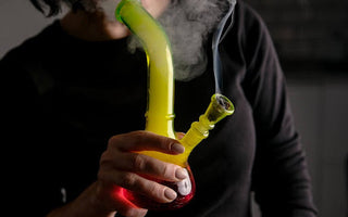 How do you use a glass pipe, how to clean a glass pipe quickly