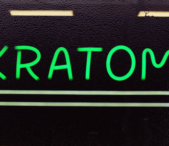 10 Things To Know Before You Smoke Kratom Powder
